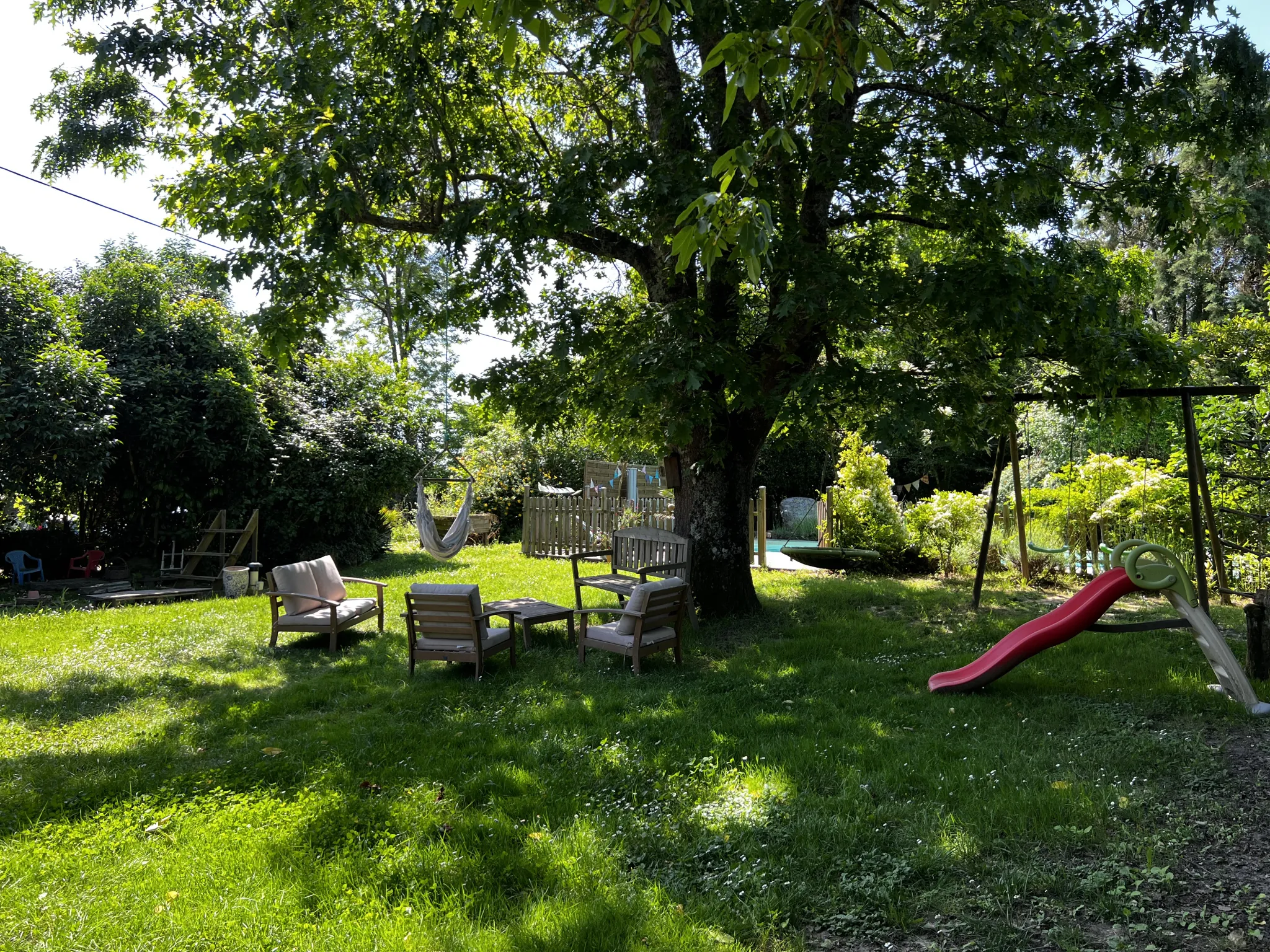Belle maison familiale avec piscine à Puybarban proche La Réole 