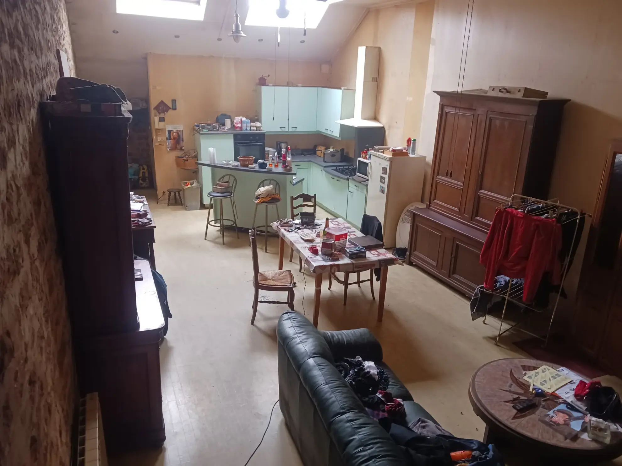 Maison avec local commercial à Fayl-Billot - Opportunité d’investissement 