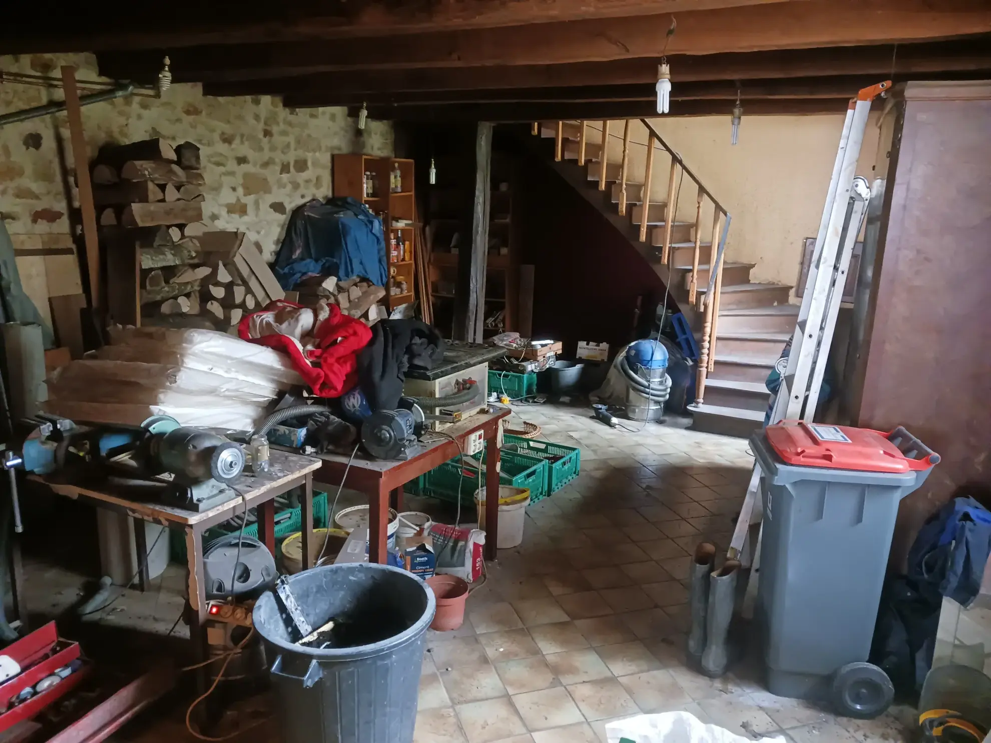 Maison avec local commercial à Fayl-Billot - Opportunité d’investissement 