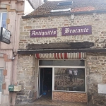 Maison avec local commercial à Fayl-Billot - Opportunité d’investissement