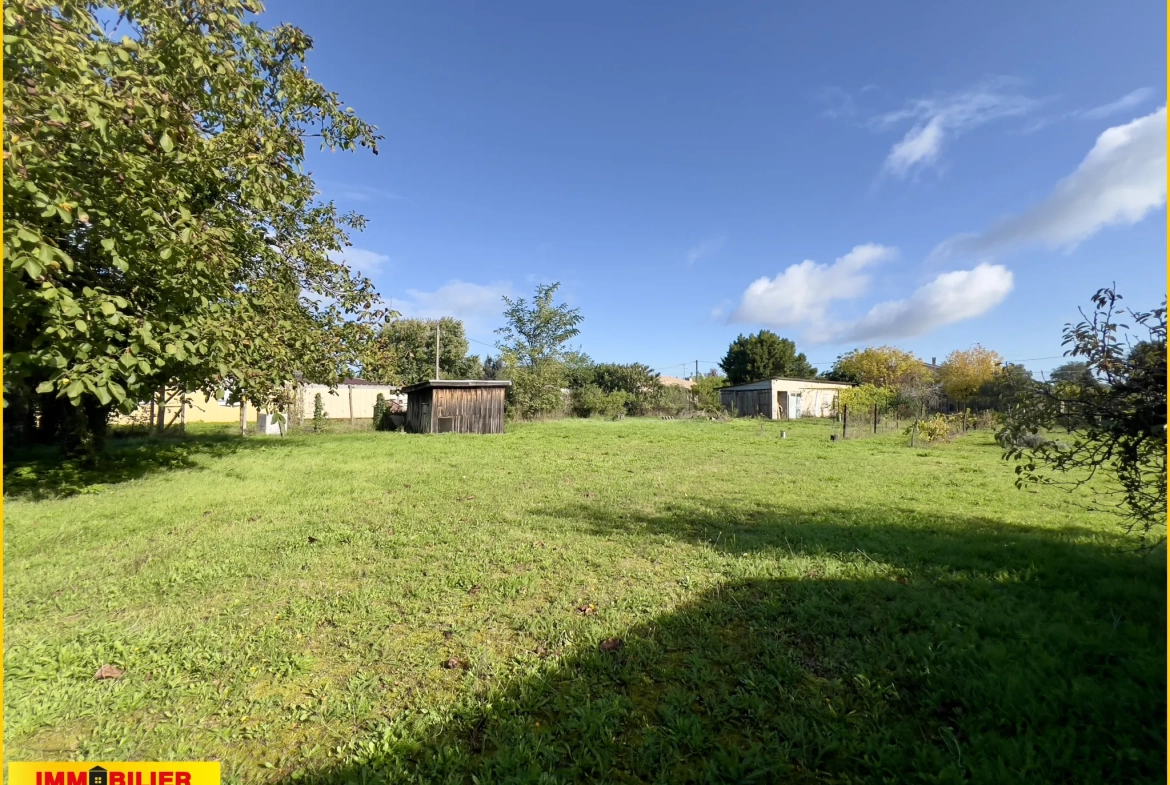 Terrain à bâtir viabilisé de 1031 m² à Podensac, proche centre 