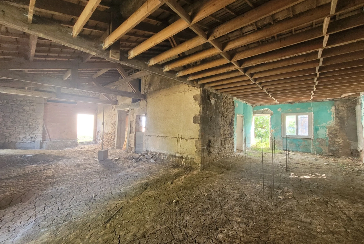Belle maison en pierre avec vue panoramique à Marmande - À rénover 