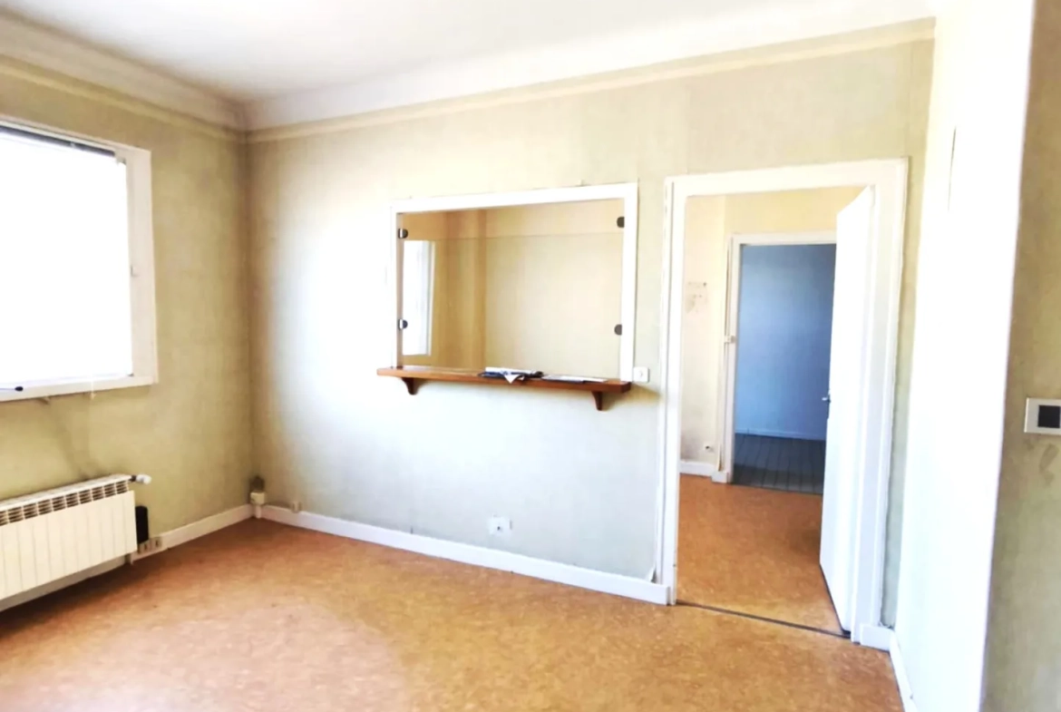 Maison à rénover de 167 m² en plein centre de Bar-sur-Seine avec garage 