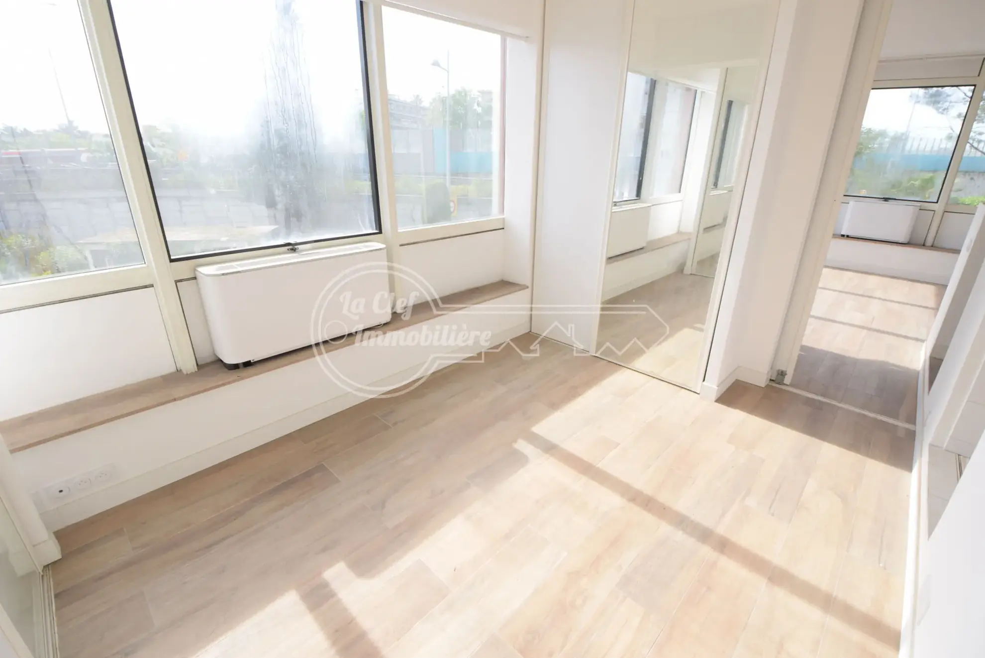 Appartement 2 pièces de 57,55 m² à Cagnes-sur-Mer avec cave et parking potentiel 