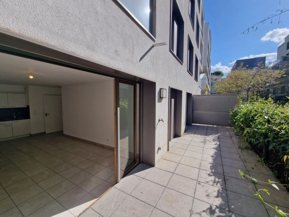Appartement T3 avec terrasse et jardin à Lyon 8ème - Résidence de standing