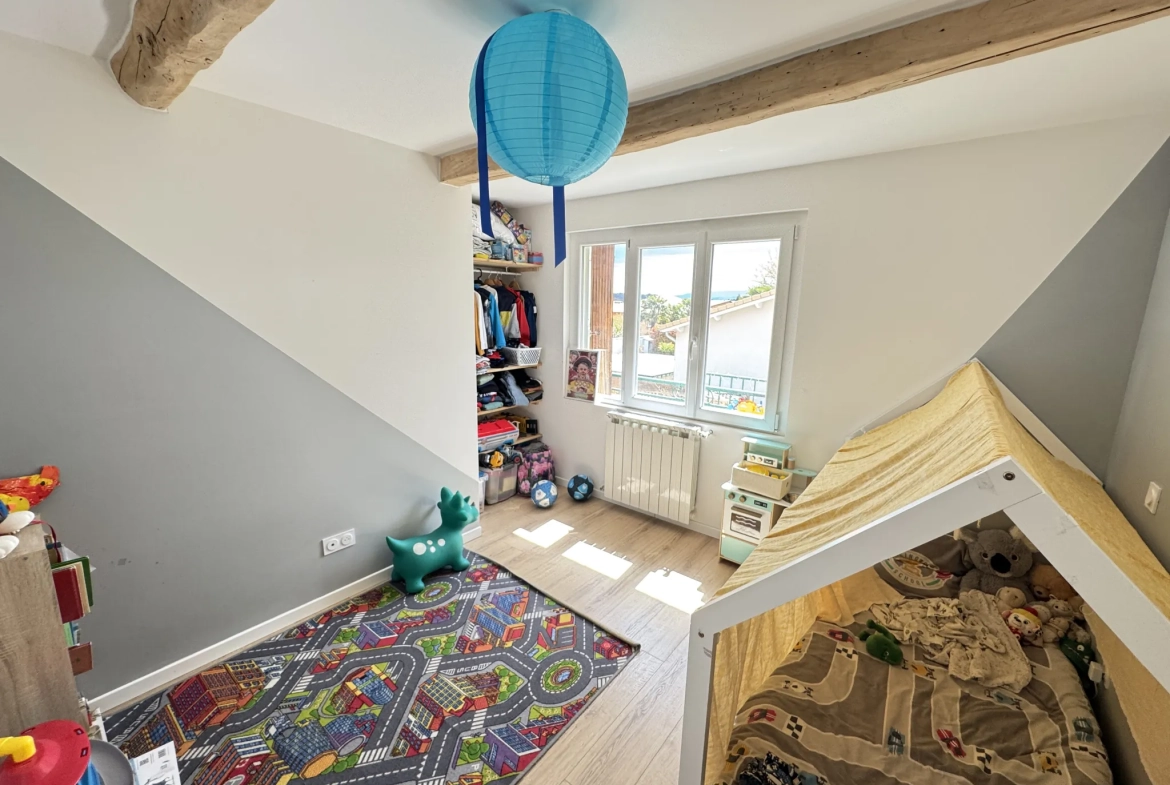 Maison à vendre de 170 m² avec deux logements à Ventavon (Sisteron), proche Tallard - Investissement immobilier 