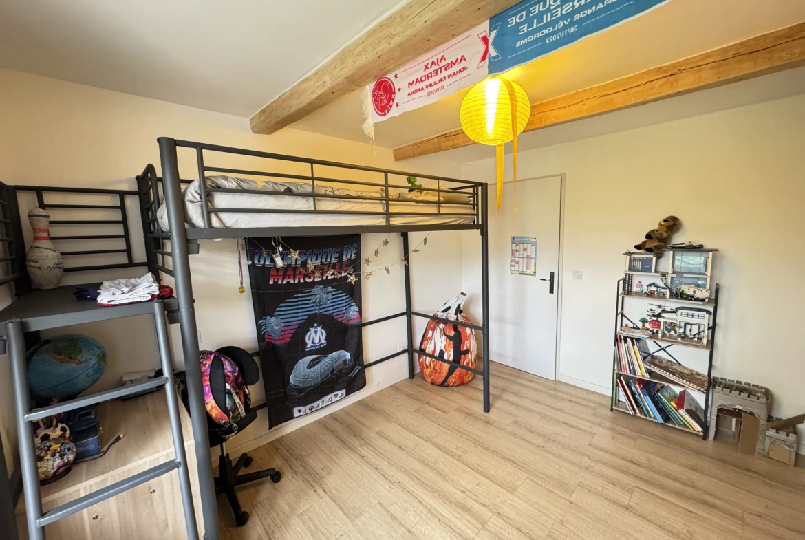 Maison à vendre de 170 m² avec deux logements à Ventavon (Sisteron), proche Tallard - Investissement immobilier 