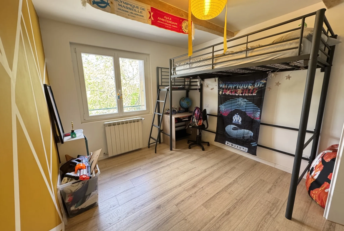 Maison à vendre de 170 m² avec deux logements à Ventavon (Sisteron), proche Tallard - Investissement immobilier 