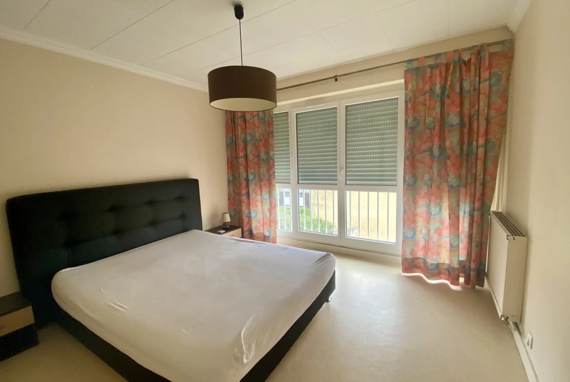Superbe appartement F2 au Le Mans à proximité de la gare avec parking et cave 