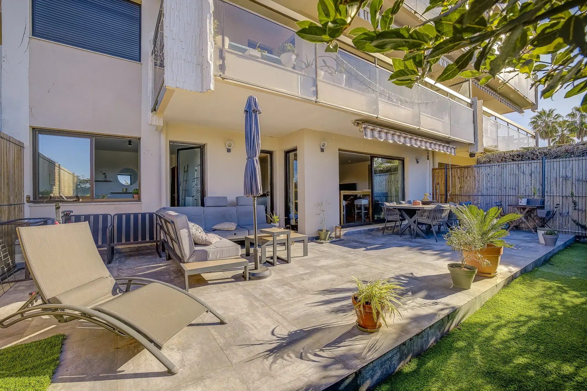 Appartement 2 pièces en Rez-de-Jardin à Nice avec terrasse et piscine 