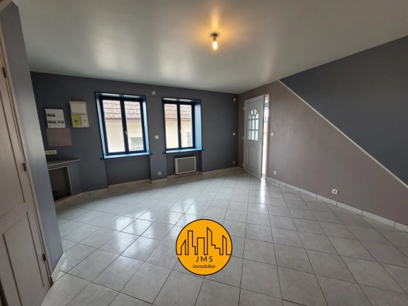 Maison de village rénovée à Tronget - Idéal premier achat ou investissement