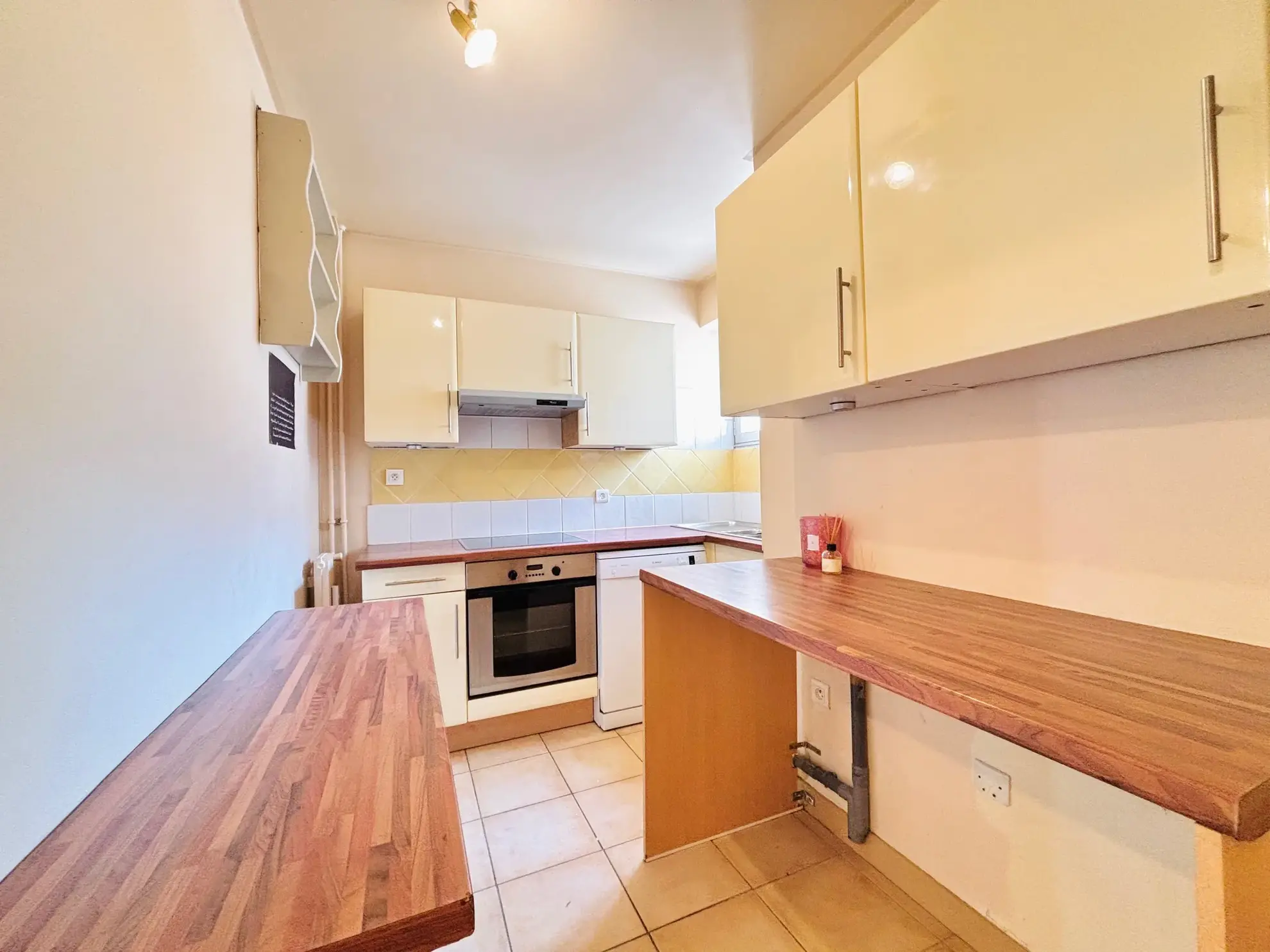 Appartement T3 lumineux avec balcons, cave et parking à Nice Saint-Roch 