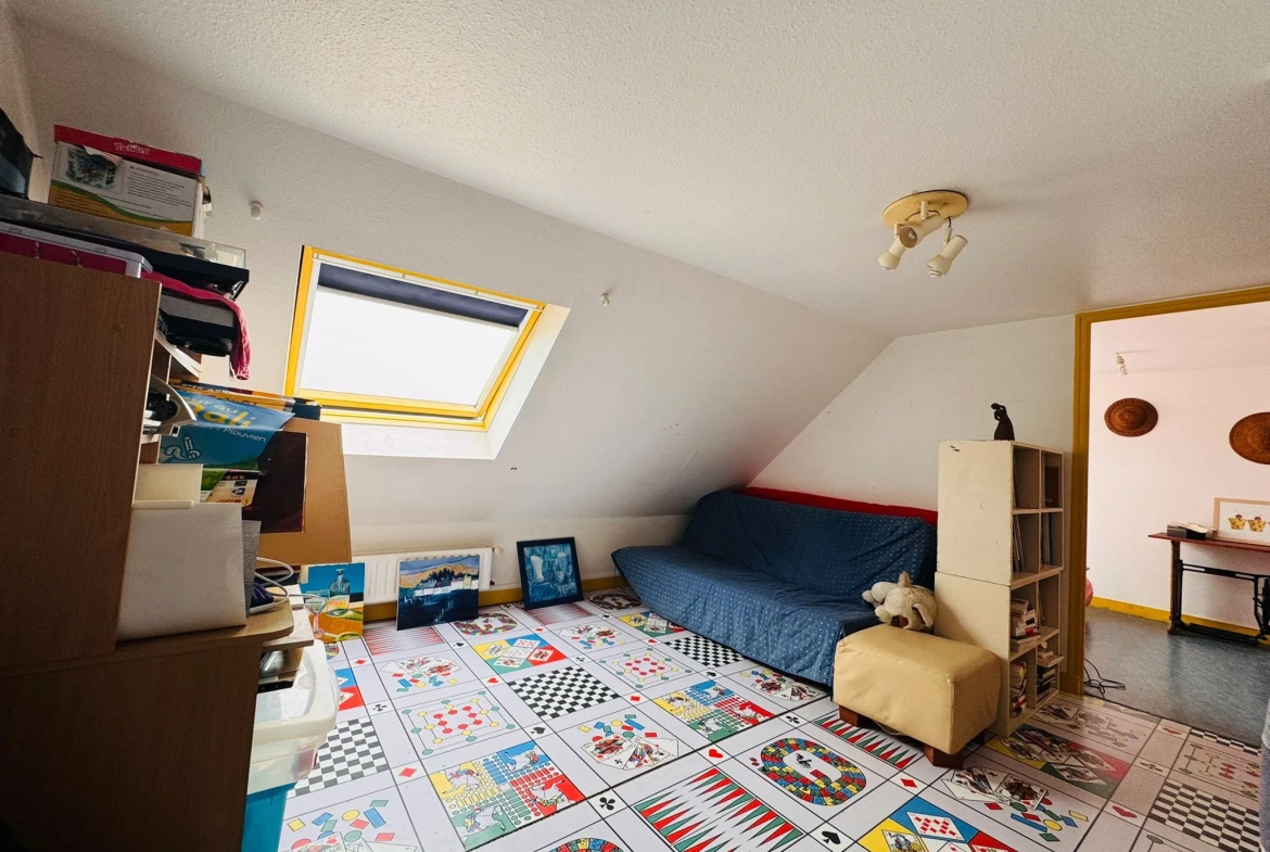 Maison 4 Chambres à Vendre à Plabennec en Centre-ville 