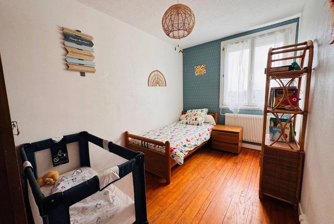 Maison 4 Chambres à Vendre à Plabennec en Centre-ville 