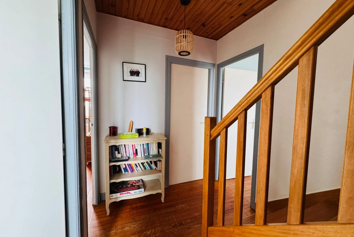 Maison 4 Chambres à Vendre à Plabennec en Centre-ville 
