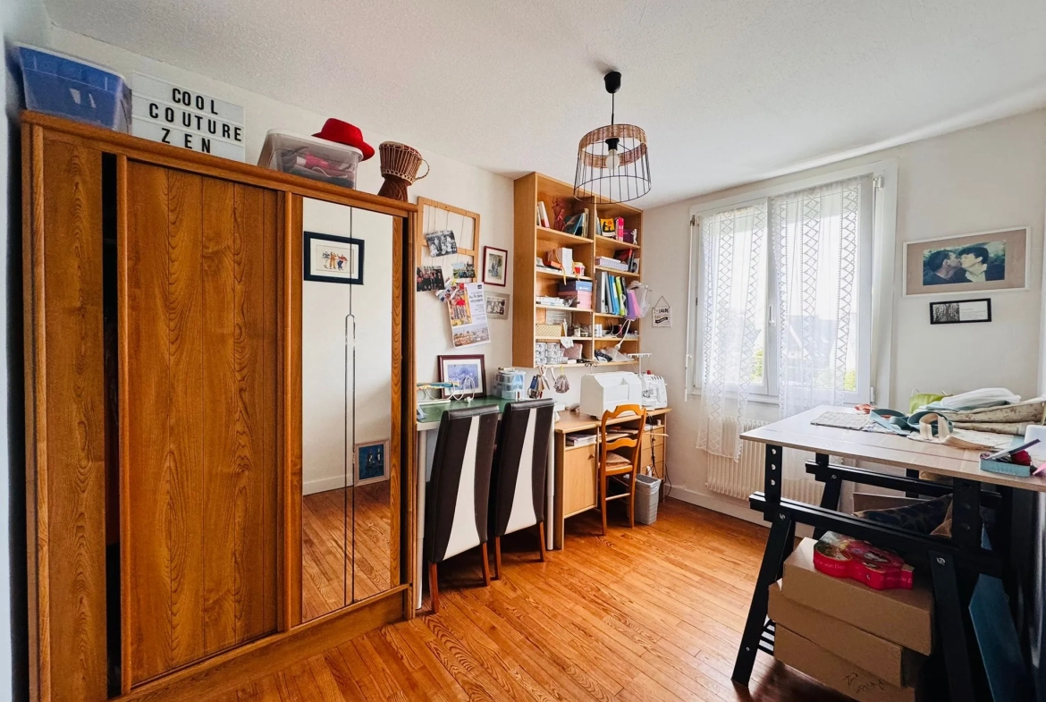 Maison 4 Chambres à Vendre à Plabennec en Centre-ville 