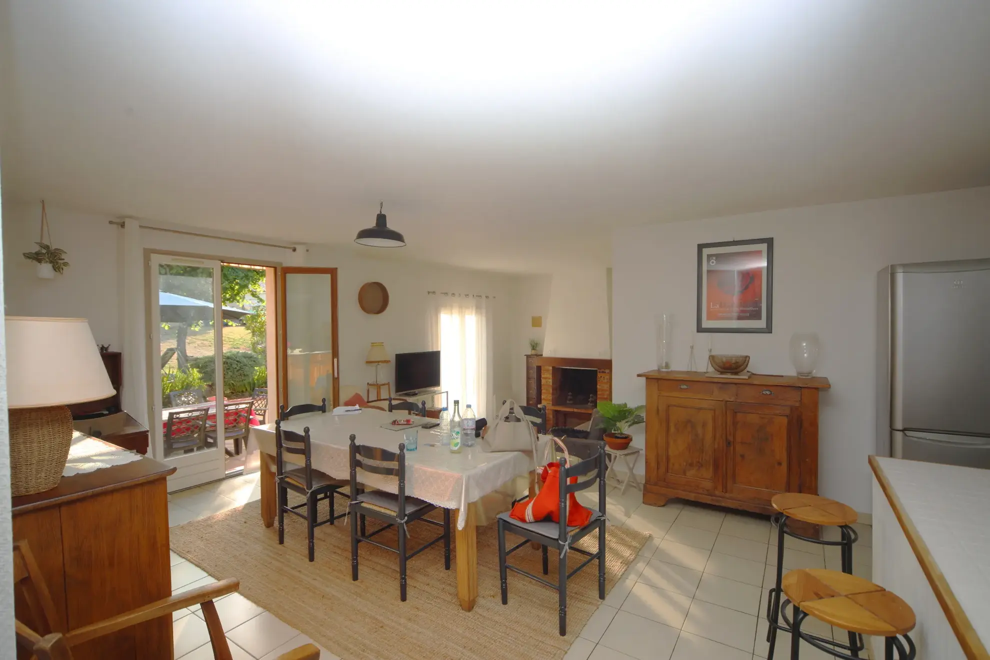 Ensemble immobilier à Grazac avec maison et grand local d’activité près de Toulouse 