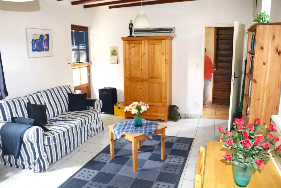 Maison spacieuse de 190 m² à Nolay avec dépendances et cour fermée 