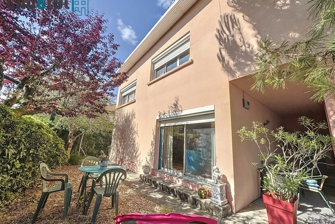 Maison d'architecte des années 1950 à Montauban, quartier Lalande 