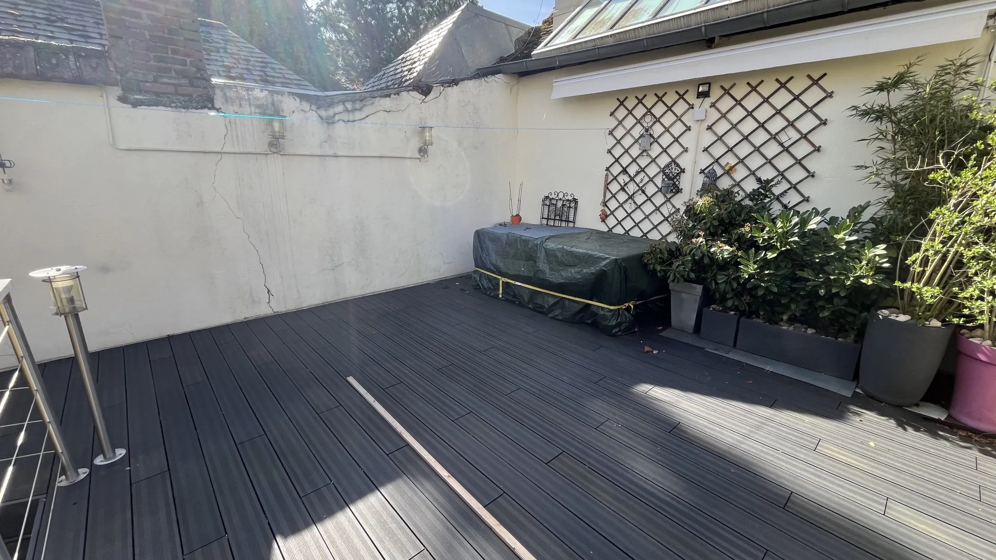 Appartement spacieux de 150 m² en centre-ville d'Autun avec extérieur et stationnement 