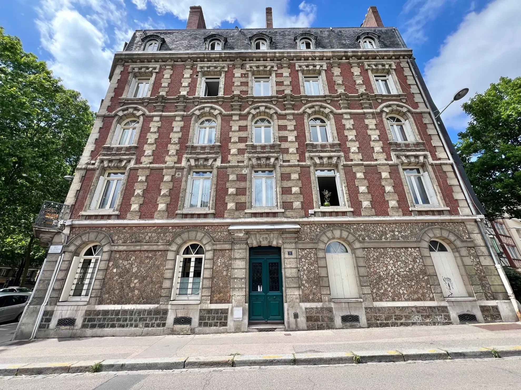 Studio à vendre à Rouen secteur Place Saint-Marc – Rénové et très lumineux 