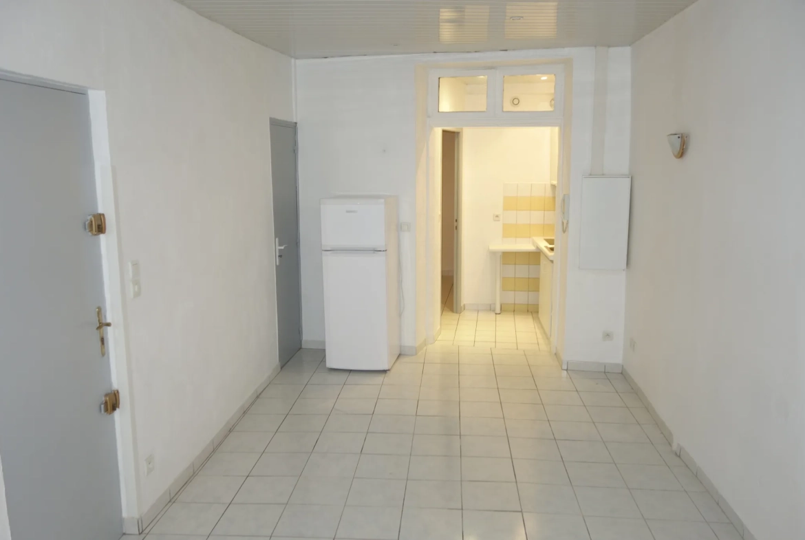 Immeuble de rapport à vendre à Saint Affrique - 4 appartements avec bon rendement 