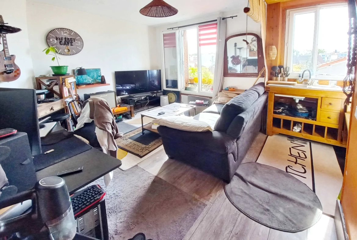 Appartement 2 pièces à Créteil Champeval, calme et lumineux avec cave 