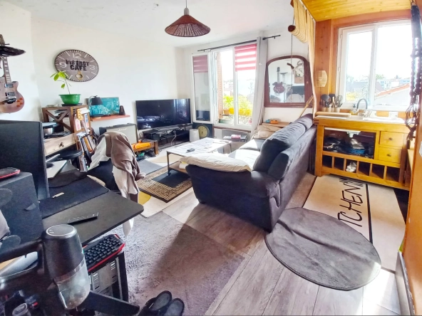 Appartement 2 pièces à Créteil Champeval, calme et lumineux avec cave