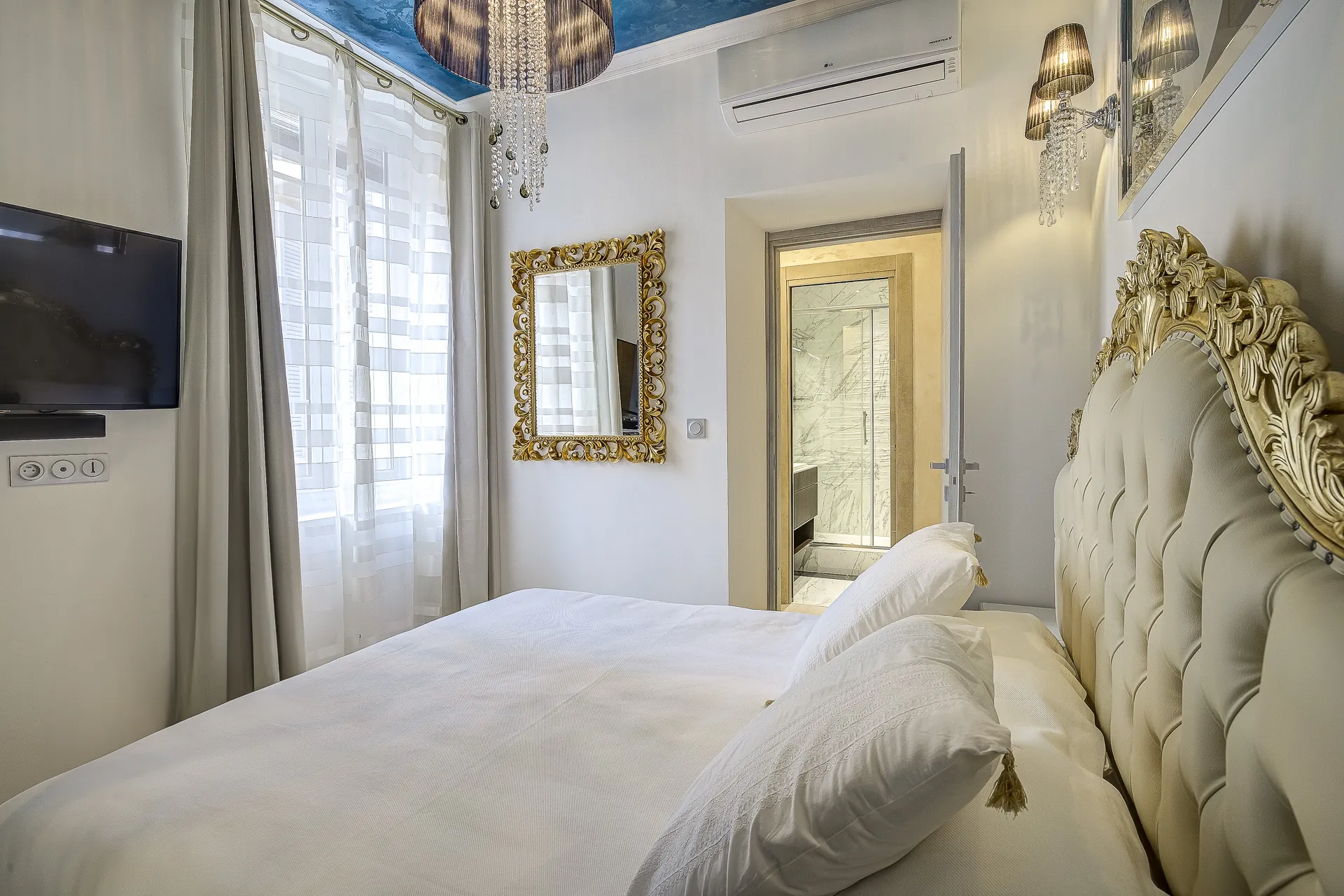 Appartement 2 pièces au cœur de Nice avec cour intérieure et rénovations modernes 