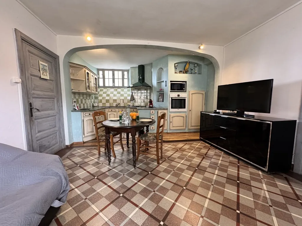 Charmant ensemble de deux maisons traditionnelles brionnases de 223 m² avec dépendances 