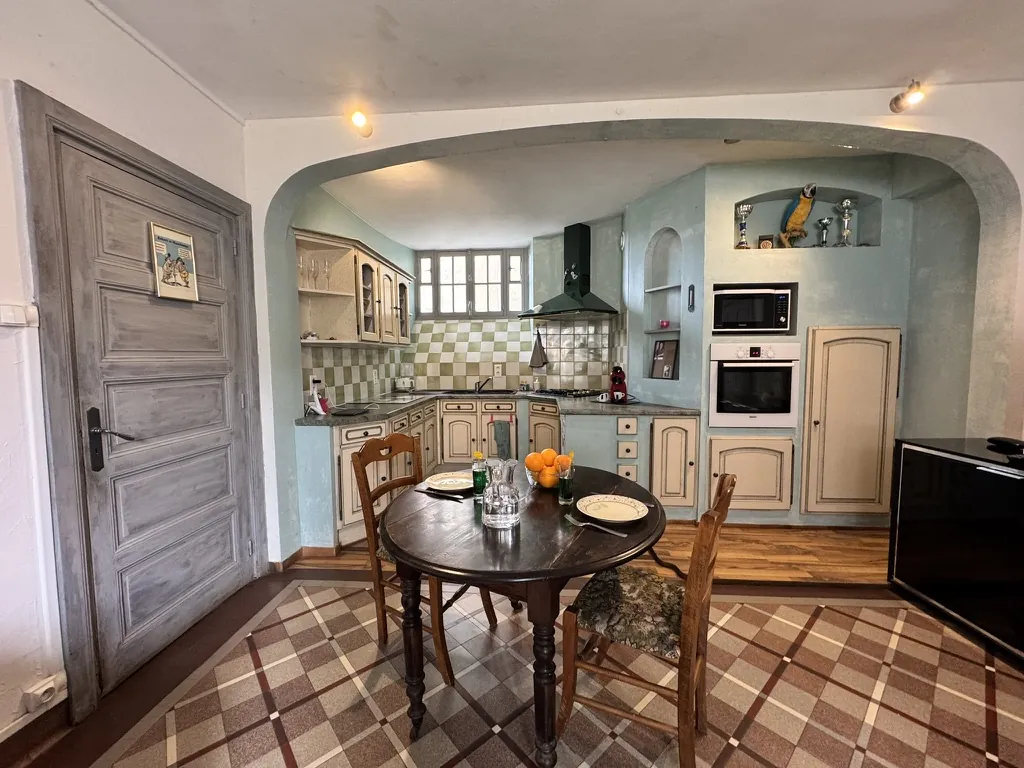 Charmant ensemble de deux maisons traditionnelles brionnases de 223 m² avec dépendances 