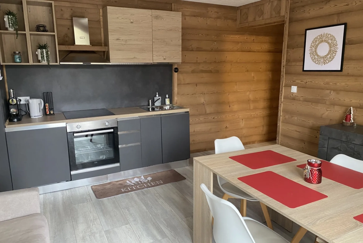 Appartement T3 rénové avec cave à Bolquère (66210) – Vue forêt 