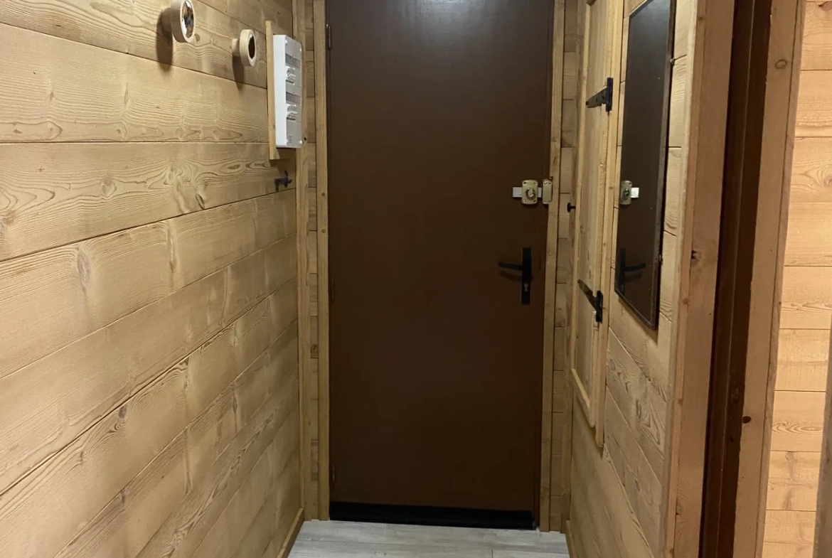 Appartement T3 rénové avec cave à Bolquère (66210) – Vue forêt 