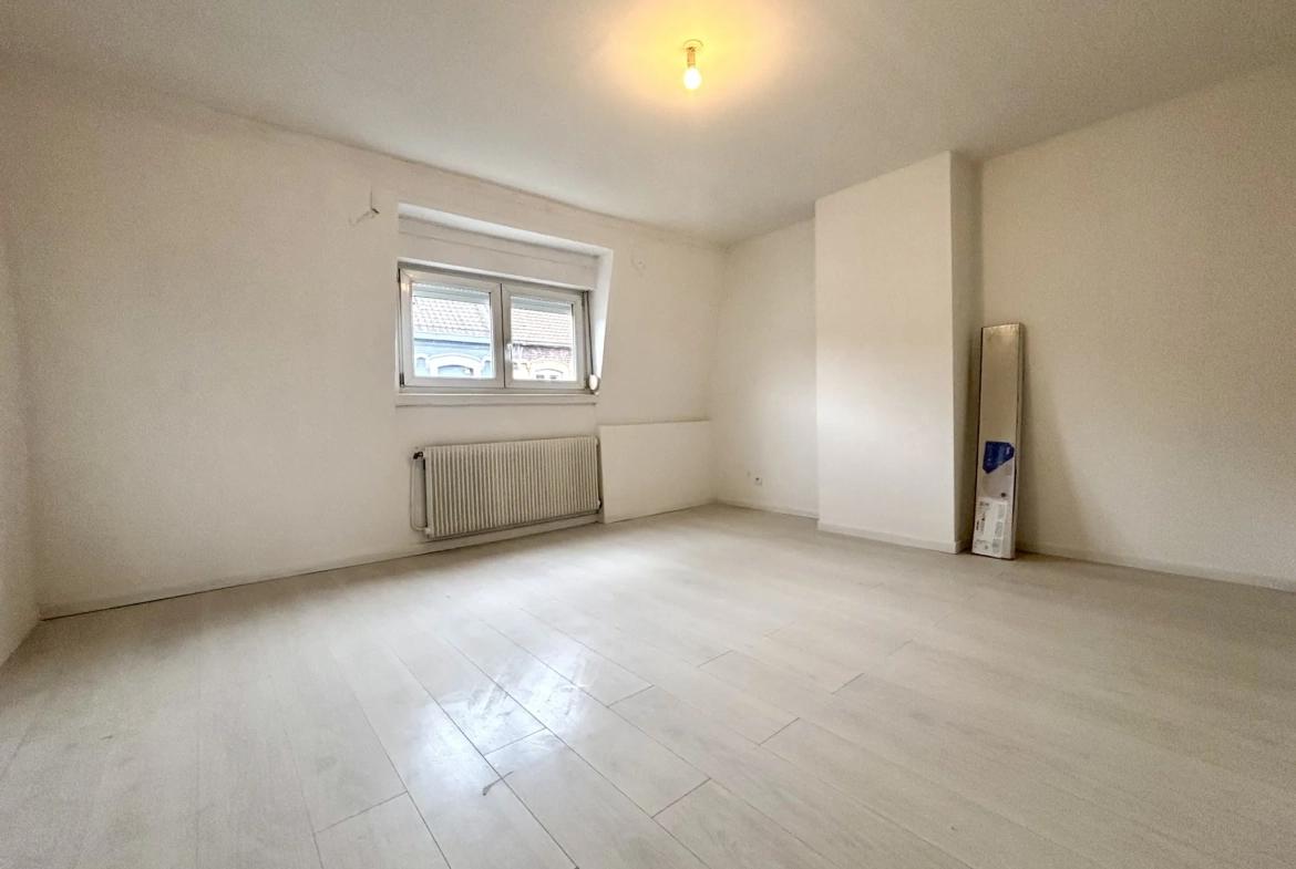 Très belle maison de 130 m² avec 4 chambres et terrasse à Roubaix 