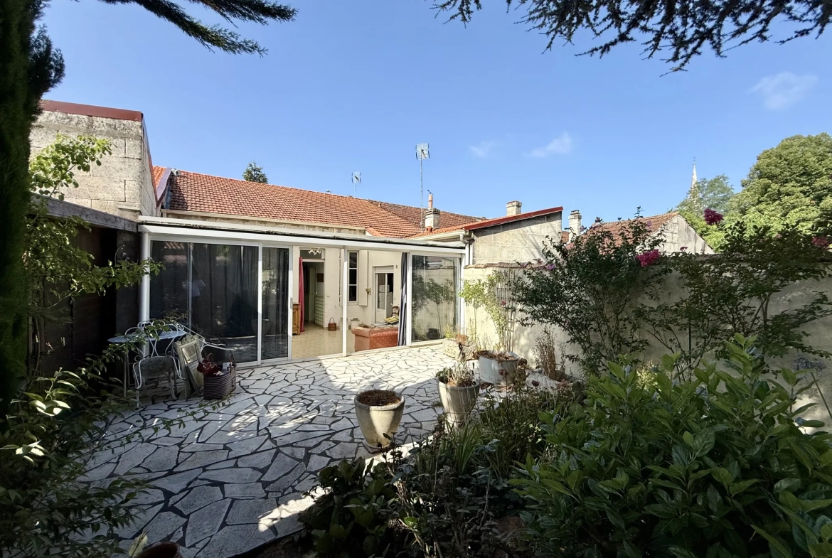 Charmante maison avec véranda à Libourne, quartier Épinette - Opportunité rare 