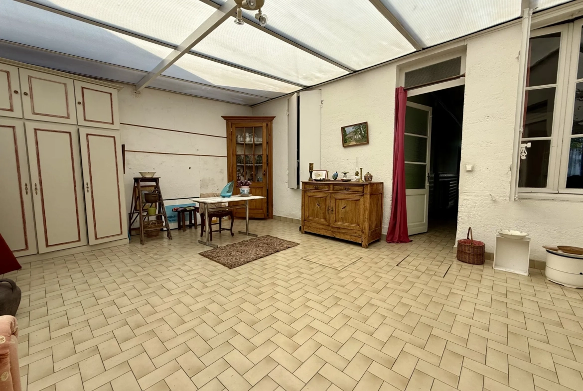 Charmante maison avec véranda à Libourne, quartier Épinette - Opportunité rare 
