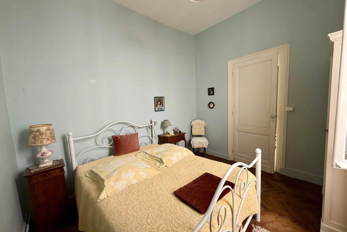 Charmante maison avec véranda à Libourne, quartier Épinette - Opportunité rare 