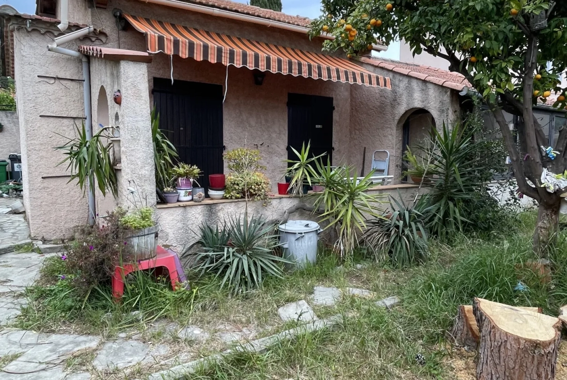 Maison de 71 m² à Toulon - Loubière, terrasse, 2 chambres, calme 