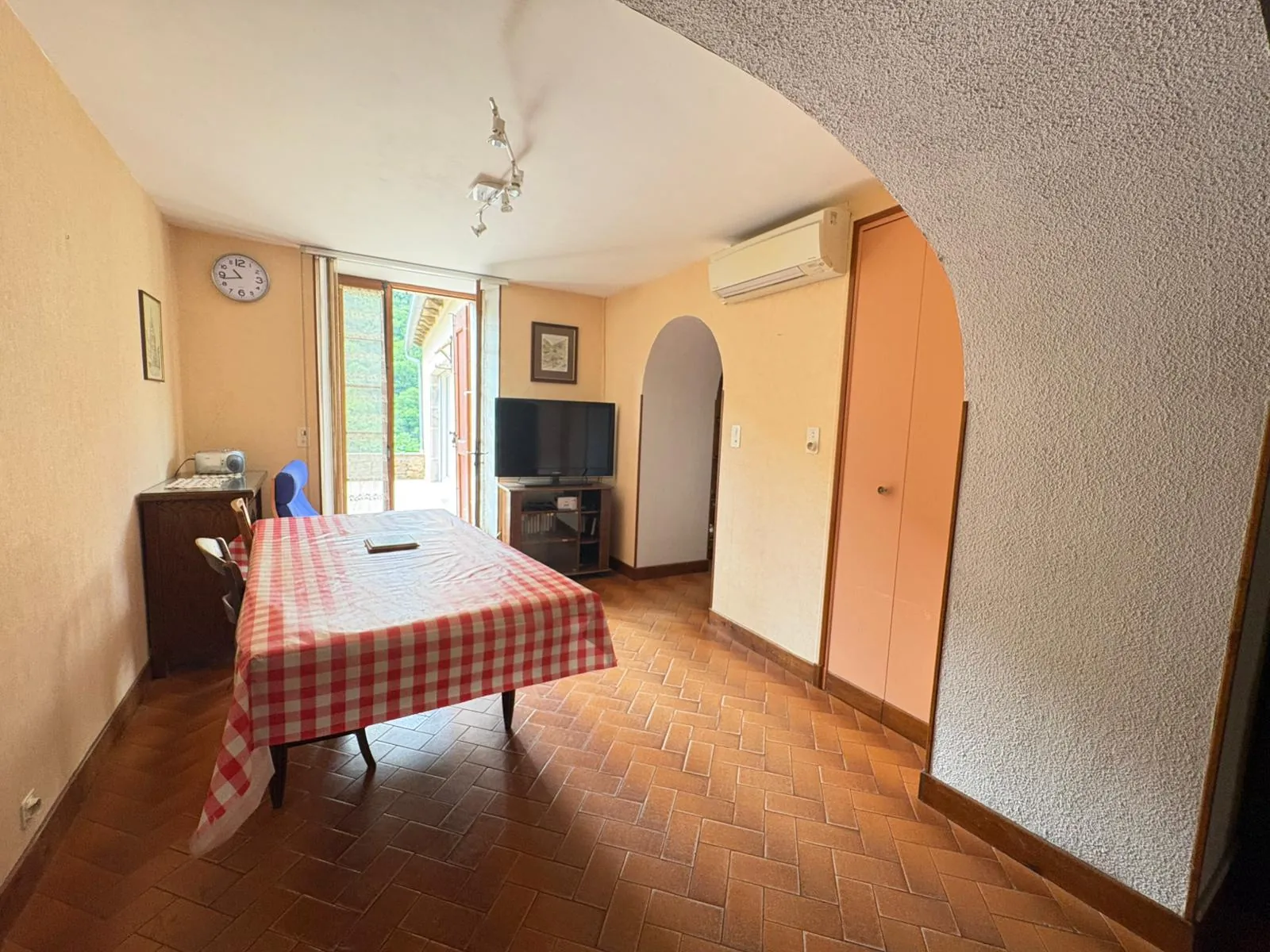 Maison de village avec terrasse, garage et vue sur le Tarn au Truel 
