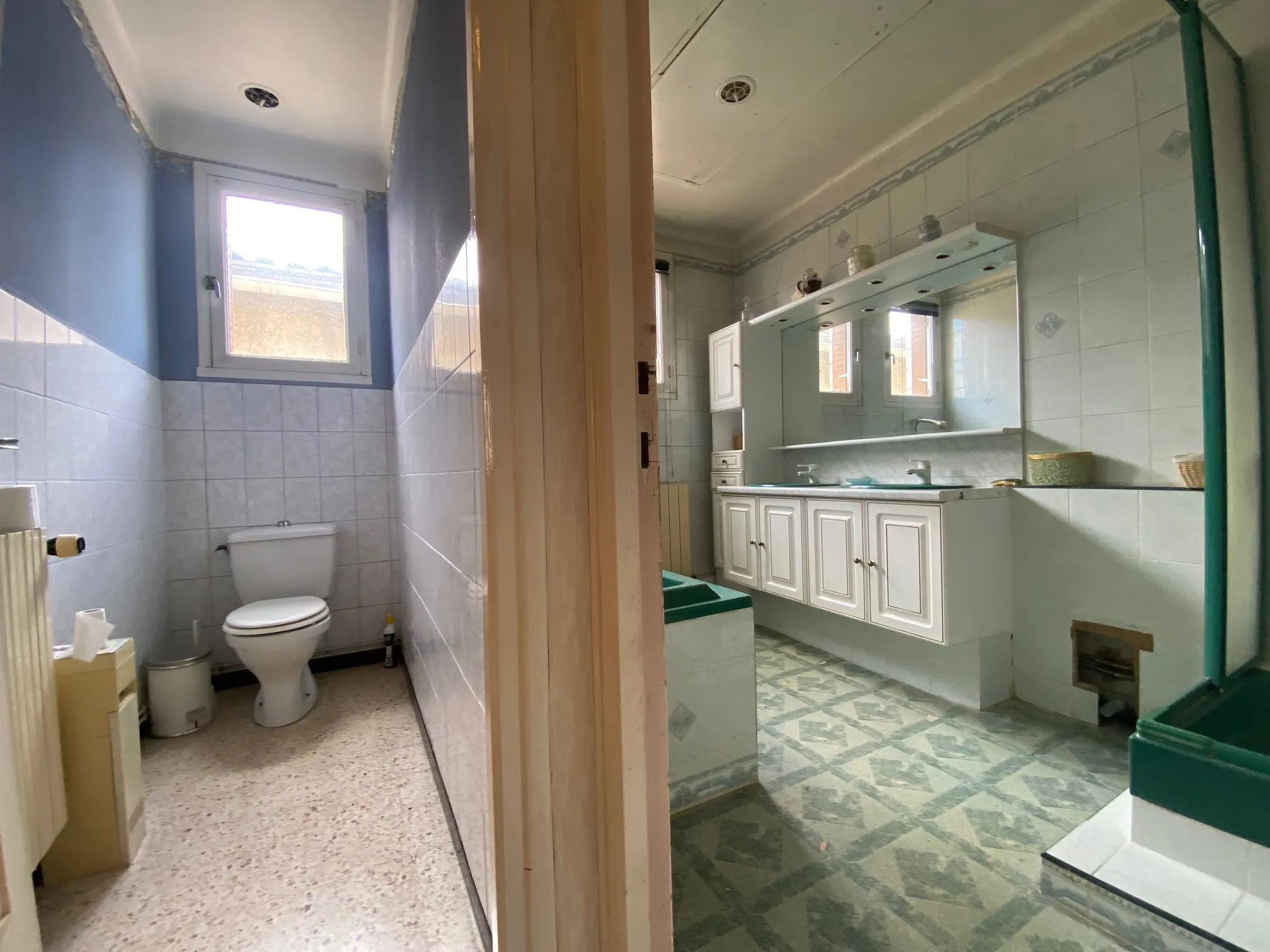 Maison de village à rénover de 178 m² à Caderousse, centre-ville 