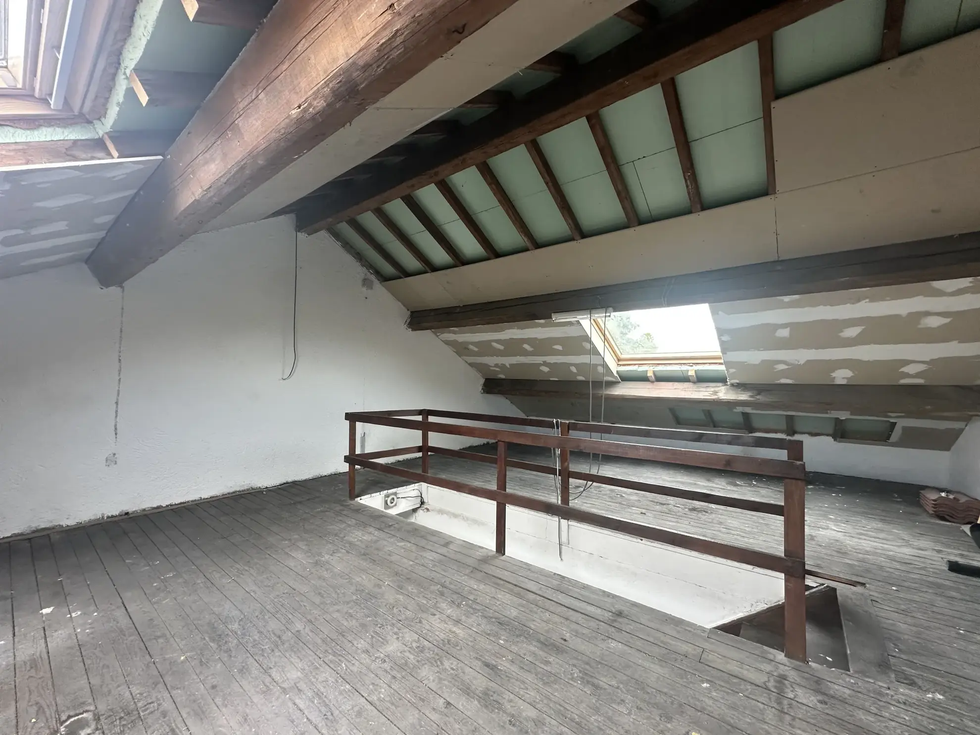 Maison rénovée proche frontière luxembourgeoise avec terrasse et potentiel d'aménagement 