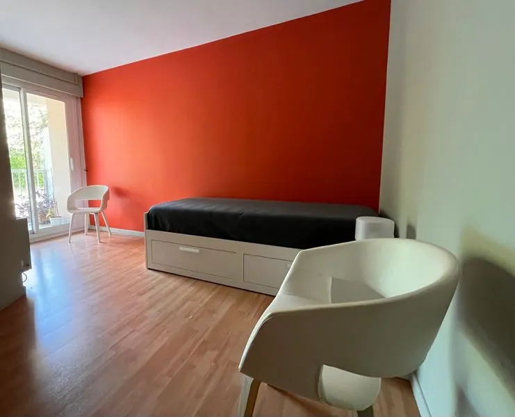 Appartement T3 rénové avec terrasse, cave et box à Montpellier – Résidence calme 