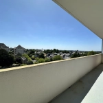 Appartement T3 dernier étage avec grand balcon face tramway au Le Mans