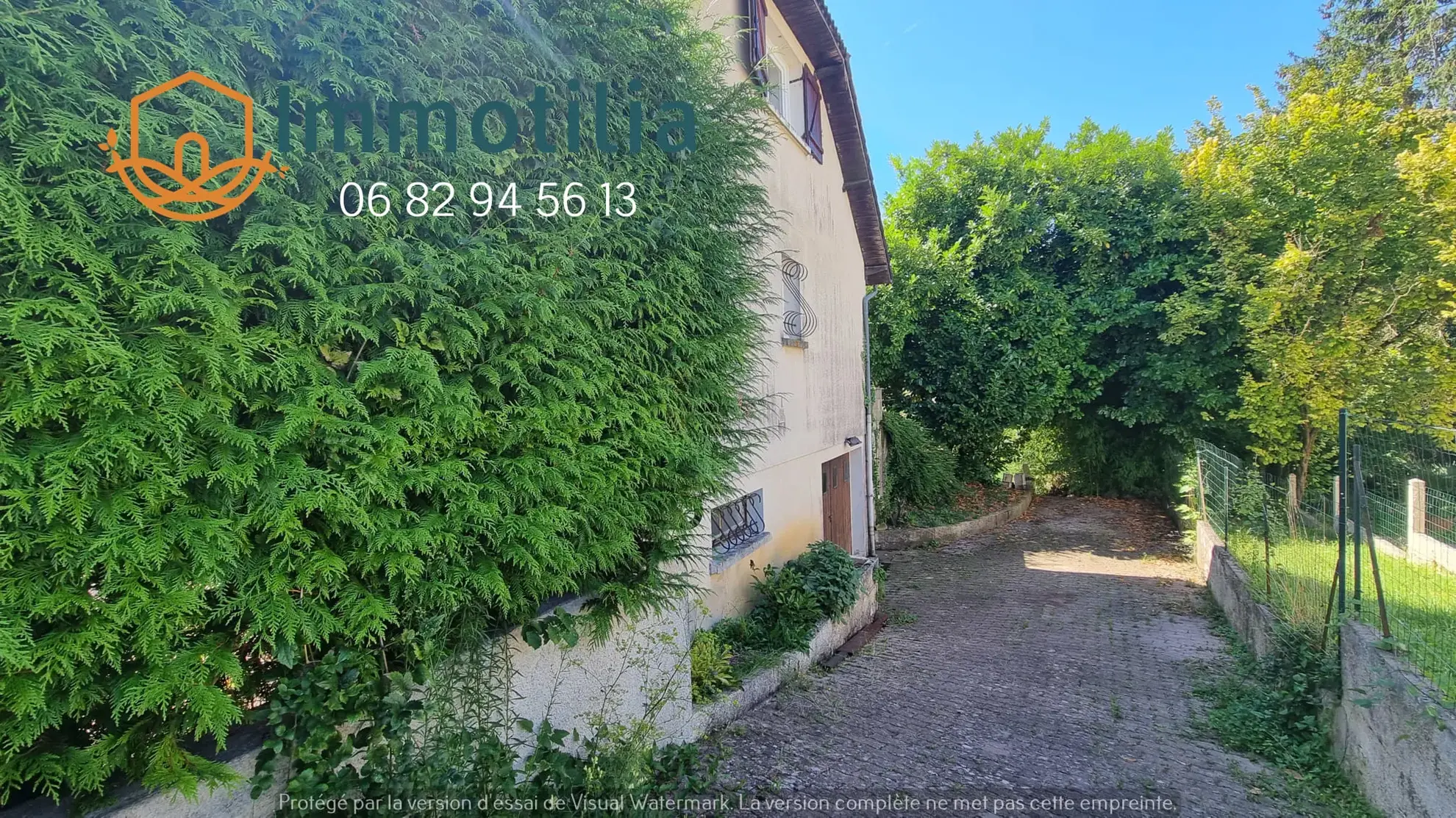 Maison à vendre proche Sens (89) avec jardin et garage, 4 chambres 
