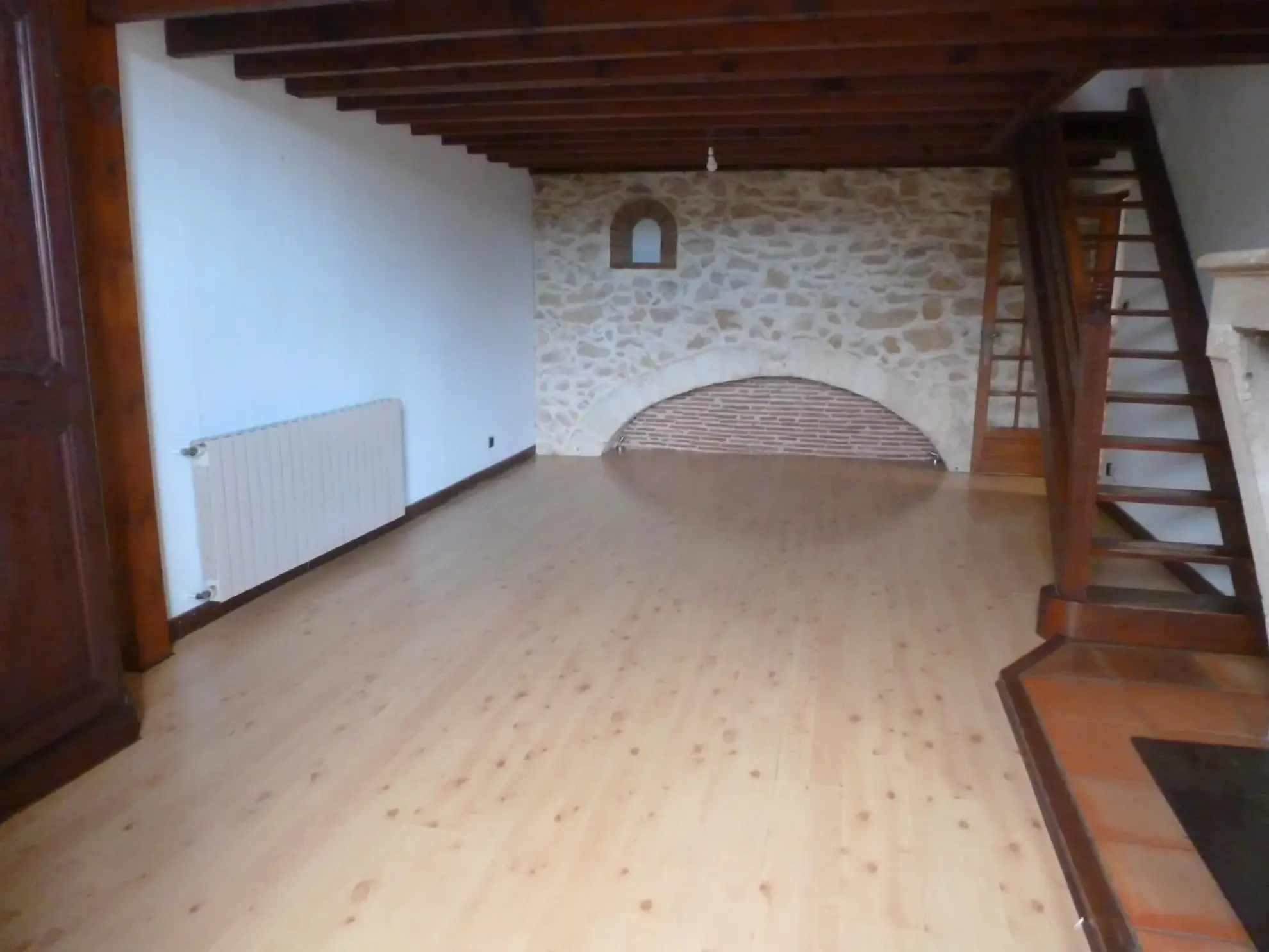 Vente ensemble immobilier à Langon avec maison, appartement, dépendance et vue sur la Garonne 