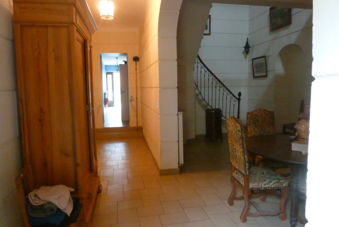 Vente ensemble immobilier à Langon avec maison, appartement, dépendance et vue sur la Garonne 