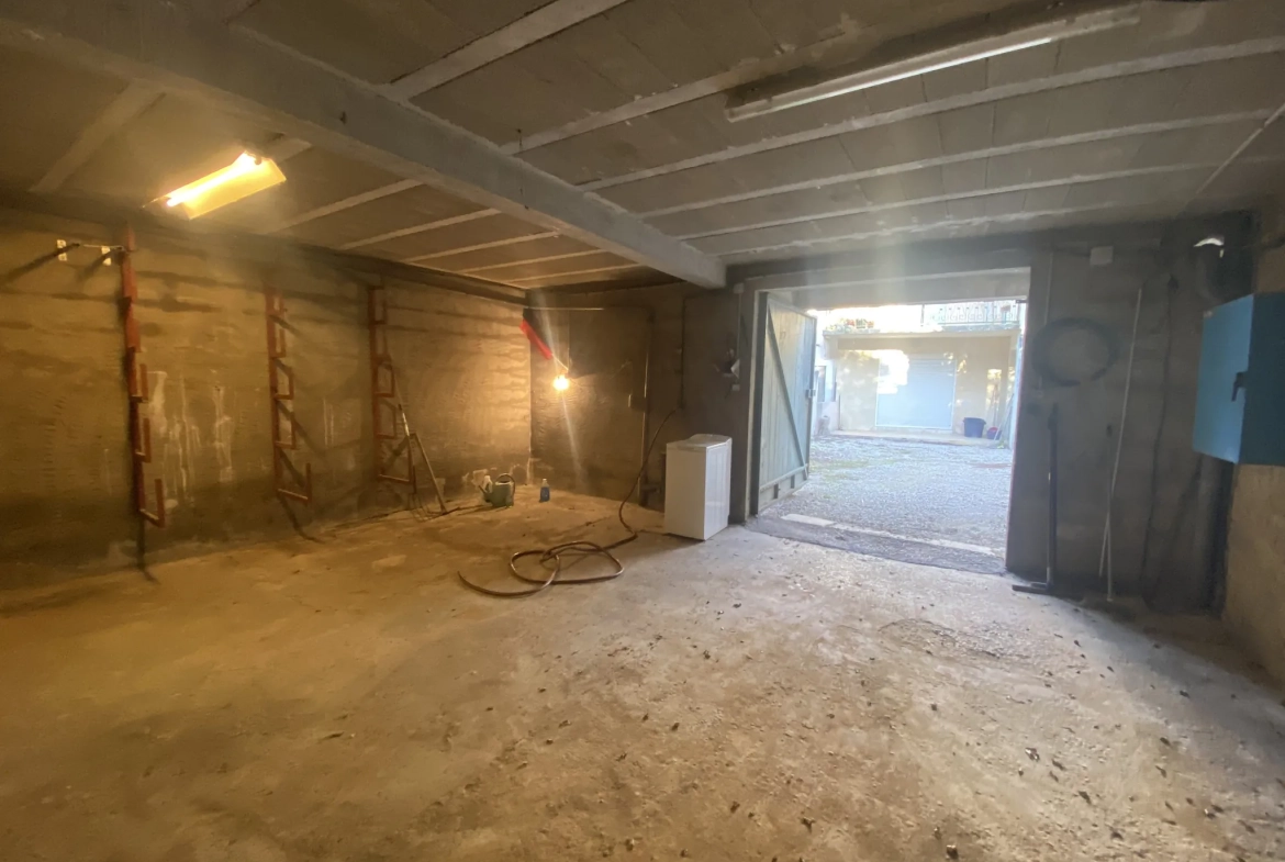 Belle maison de village de 91 m² avec jardin et garage à Barbentane 