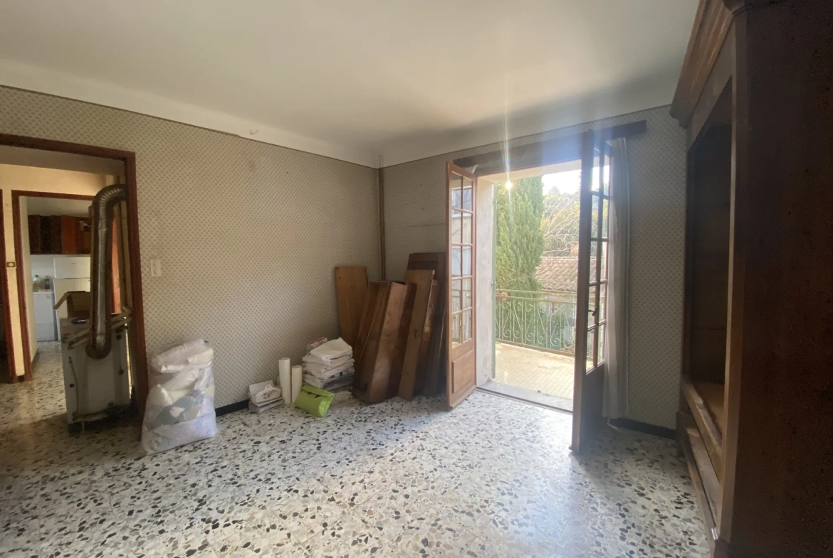 Belle maison de village de 91 m² avec jardin et garage à Barbentane 