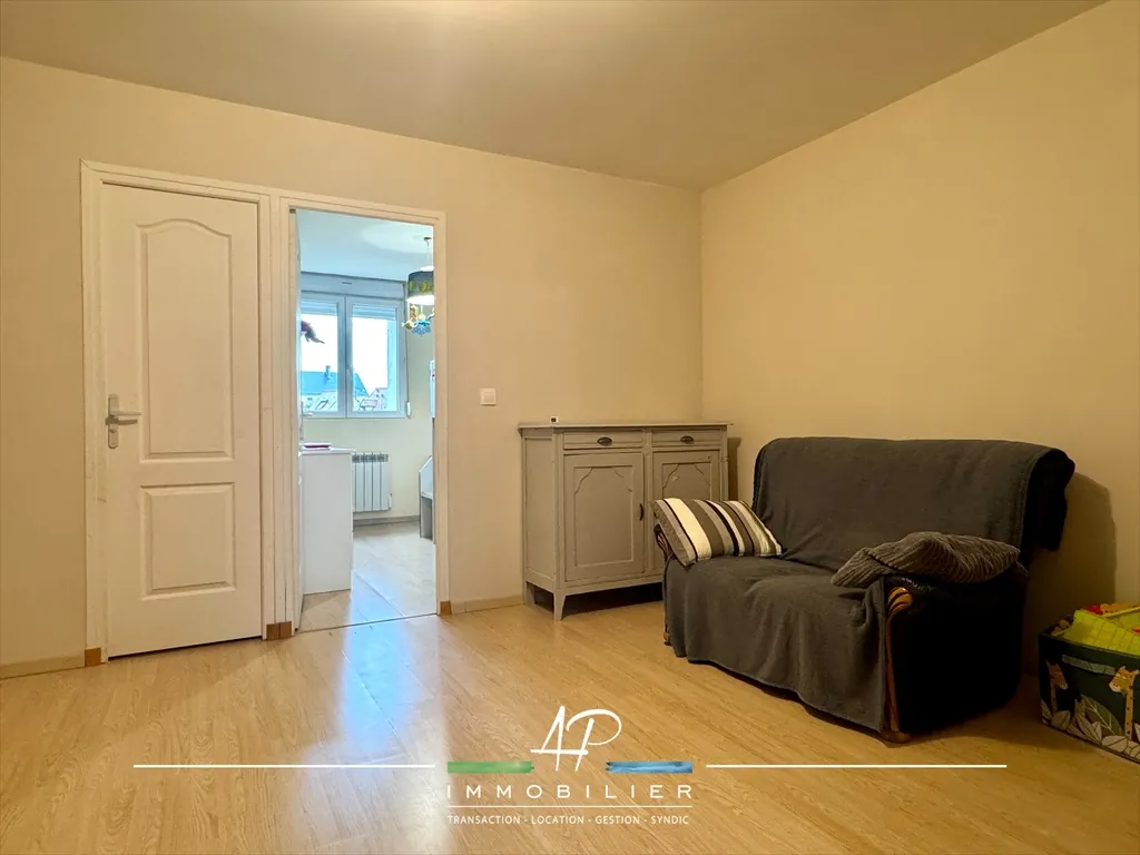 Maison 3 chambres à Viévigne – 100 m² avec jardin et garage 