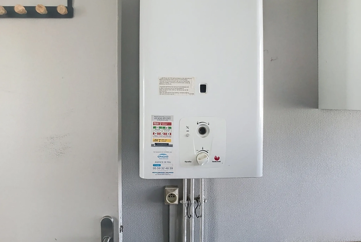 Appartement T3 lumineux avec balcon à Mourenx - Bon état, emplacement privilégié 